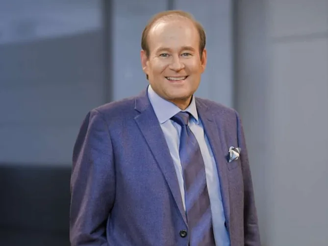 Portrait of Joel Bieber